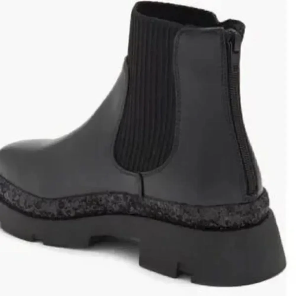 Steve Madden Kids' JRobinn Chelsea Boot